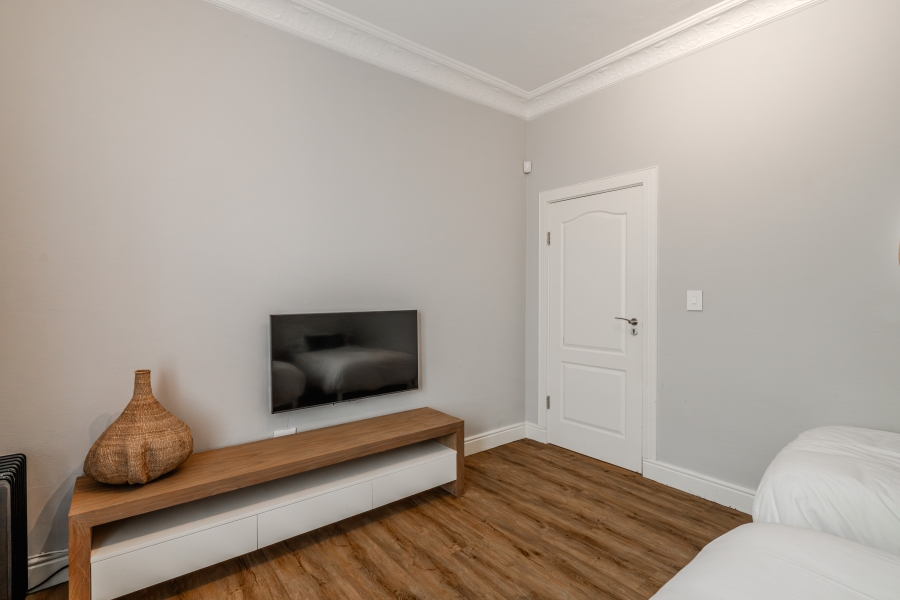 5 Bedroom Property for Sale in Simons Kloof Western Cape